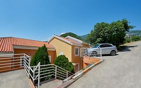Apartments Villa Relax